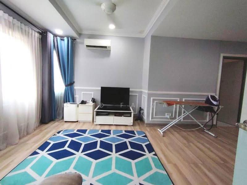 Rumah Teres 3-Tingkat untuk Dijual di Kajang (Selangor) - Mohd Faizal - Living Room - PropertyGuru.com.my