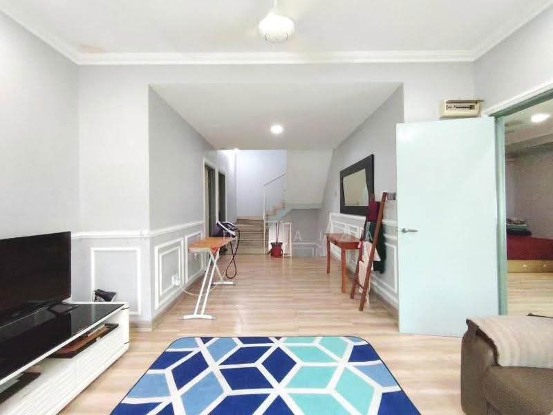 Rumah Teres 3-Tingkat untuk Dijual di Kajang (Selangor) - Mohd Faizal - Living Room - PropertyGuru.com.my