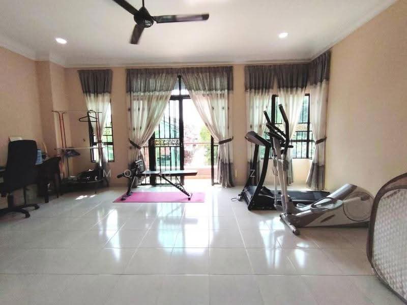 Rumah Teres 3-Tingkat untuk Dijual di Kajang (Selangor) - Mohd Faizal - Gym - PropertyGuru.com.my