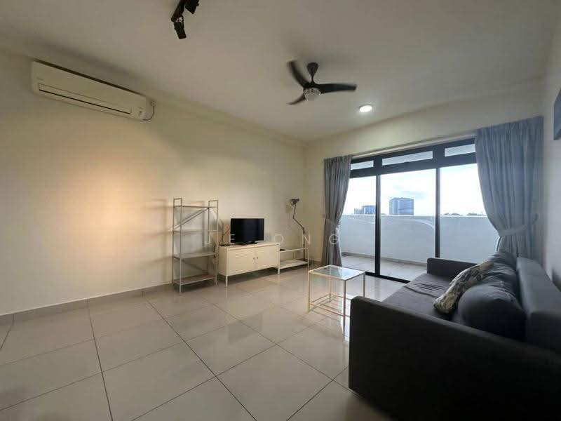 Kediaman Servis untuk Dijual di Meridin Suites @ The Meridin - JE ONG - Living Room - PropertyGuru.com.my