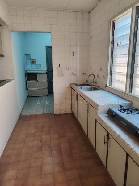 2-storey Terraced House for Sale in Bandar Sunway (Sunway) - Amy Chin - Kitchen - PropertyGuru.com.my