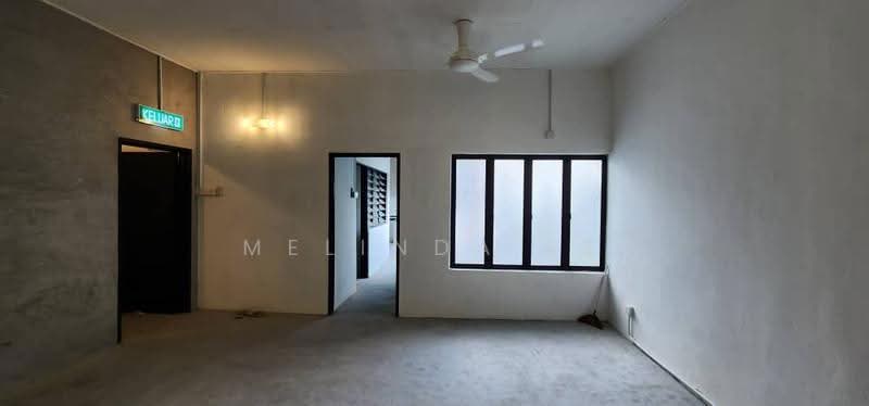 Kedai untuk Dijual di Taman Tasek (Johor Bahru) - Melinda Ee - Interior - PropertyGuru.com.my