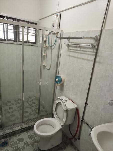 Rumah Teres 2-Tingkat untuk Dijual di Buntong (Ipoh) - Mr Lee - Bathroom - PropertyGuru.com.my