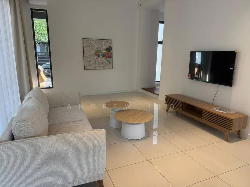 Rumah Teres untuk Disewa di Medini (Iskandar Puteri (Nusajaya)) - Andrew Teo - Living Room - PropertyGuru.com.my