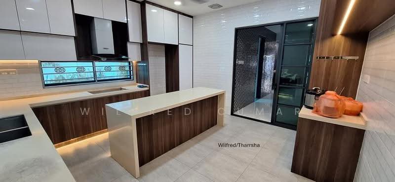 Semi-Detached House for Sale in Taman Saujana Suria (Kajang) - Wilfred Cumar - Kitchen - PropertyGuru.com.my