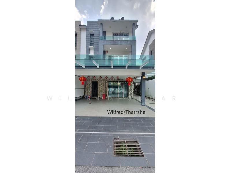 Semi-Detached House for Sale in Taman Saujana Suria (Kajang) - Wilfred Cumar - Exterior - PropertyGuru.com.my