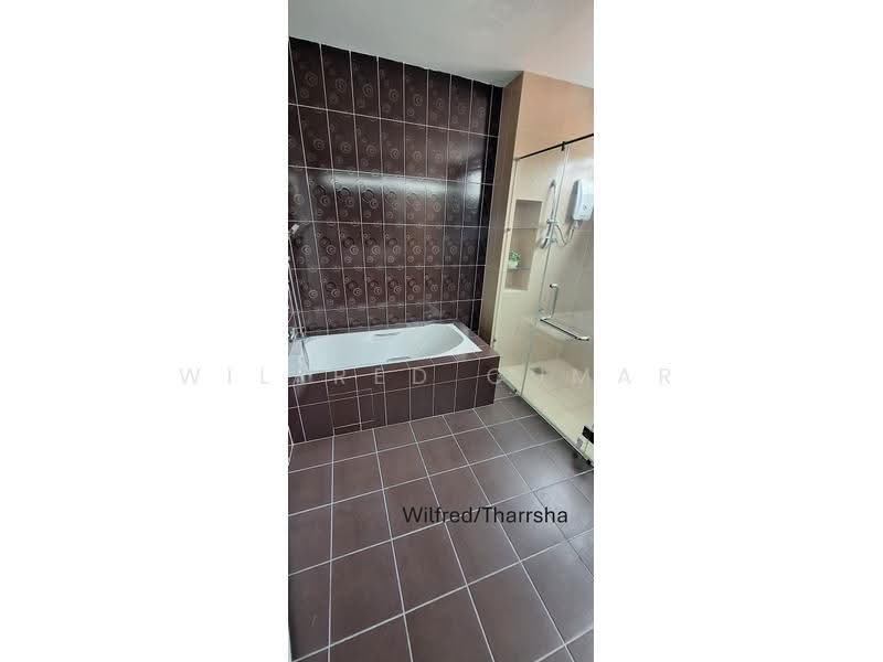 Semi-Detached House for Sale in Taman Saujana Suria (Kajang) - Wilfred Cumar - Bathroom - PropertyGuru.com.my