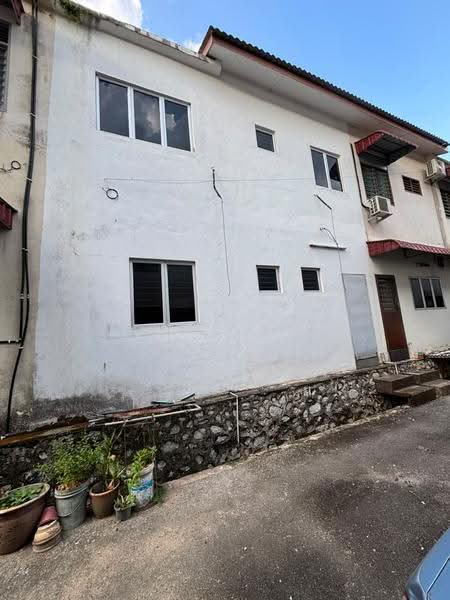 2-storey Terraced House for Sale in Taman Bukit Kristal (Seremban) - Joey Heng - Exterior - PropertyGuru.com.my