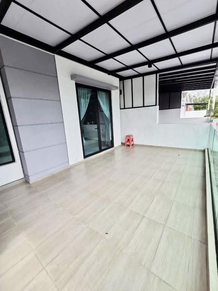 1.5-storey Terraced House for Sale in Bukit Indah (Iskandar Puteri (Nusajaya)) - Janice . - Balcony - PropertyGuru.com.my