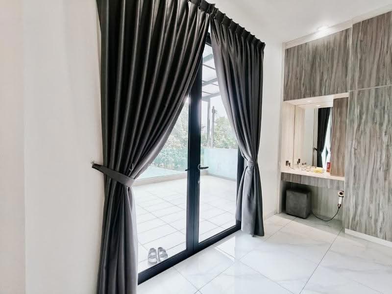 1.5-storey Terraced House for Sale in Bukit Indah (Iskandar Puteri (Nusajaya)) - Janice . - Balcony - PropertyGuru.com.my