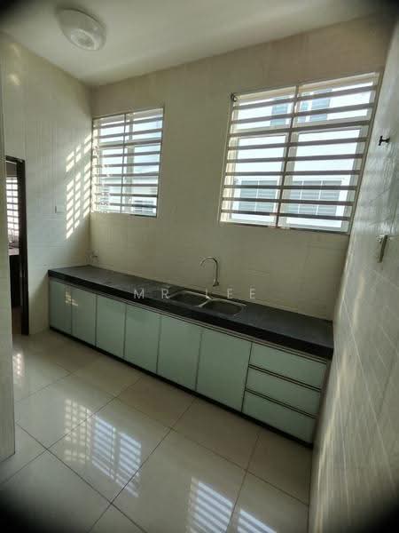 Rumah Teres 2-Tingkat untuk Dijual di Taman Lapangan Hartamas (Ipoh) - Mr Lee - Kitchen - PropertyGuru.com.my