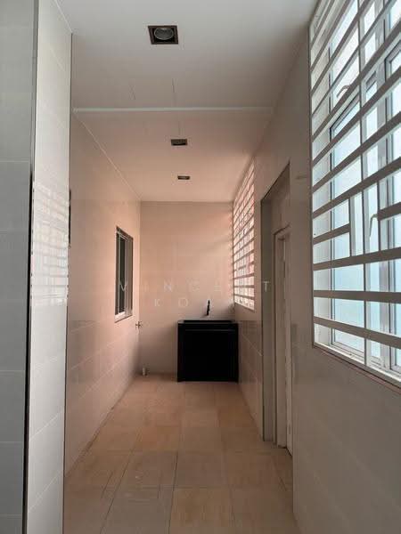 2-storey Terraced House for Rent in Kampung Perlis (Bayan Lepas) - Vincent Koay - Corridor - PropertyGuru.com.my