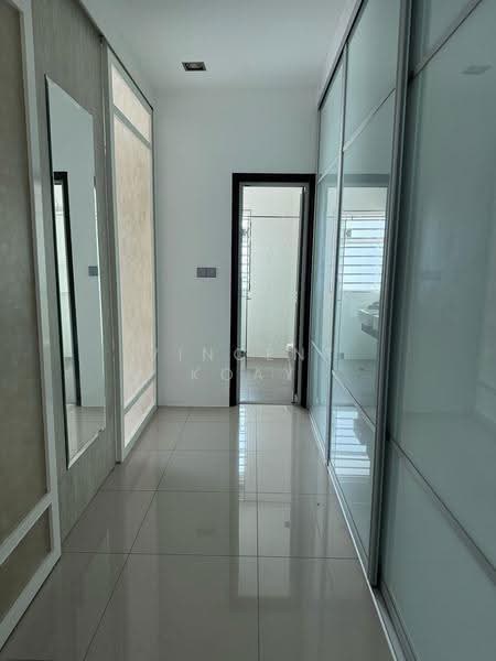 2-storey Terraced House for Rent in Kampung Perlis (Bayan Lepas) - Vincent Koay - Corridor - PropertyGuru.com.my