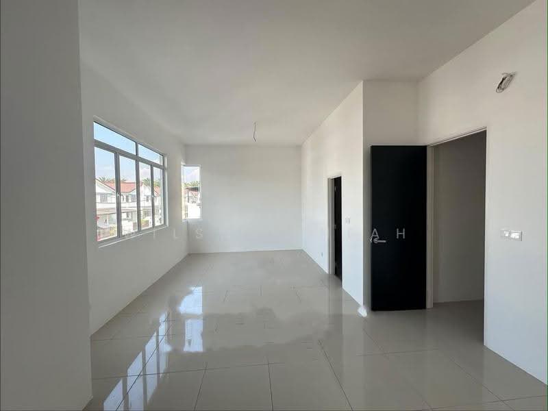Semi-Detached House for Sale in Alma (Bukit Mertajam) - Wilson Cheah - Living Room - PropertyGuru.com.my
