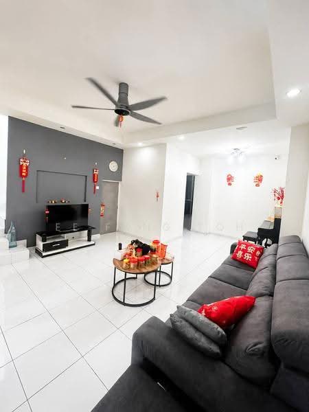 1.5-storey Terraced House for Sale in Bukit Indah (Iskandar Puteri (Nusajaya)) - Ee Fong Toh - Living Room - PropertyGuru.com.my