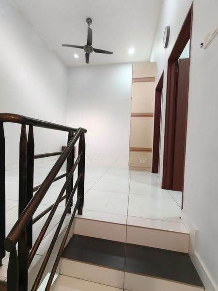 2-storey Terraced House for Rent in Taman Bestari Indah (Ulu Tiram) - Ivy Low - Interior - PropertyGuru.com.my