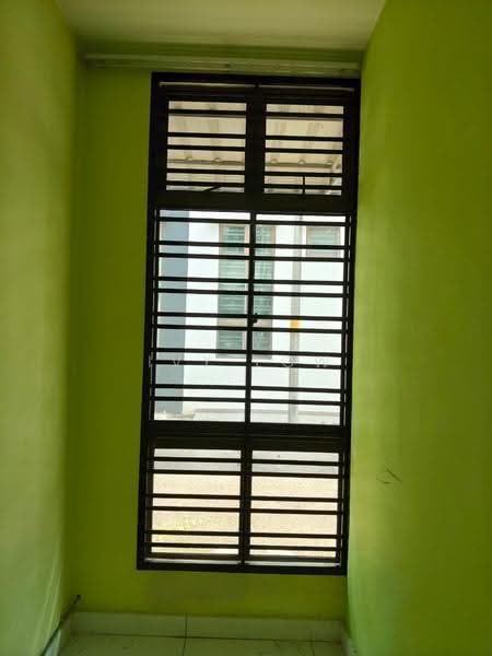 2-storey Terraced House for Rent in Taman Bestari Indah (Ulu Tiram) - Ivy Low - Interior - PropertyGuru.com.my