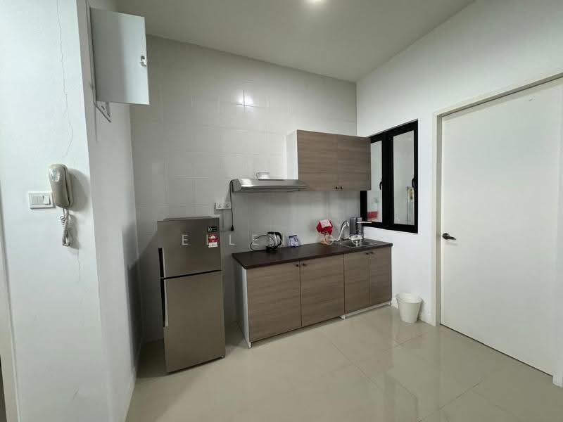 Kondominium untuk Disewa di Evoke Residence - Ellen Go - Kitchen - PropertyGuru.com.my