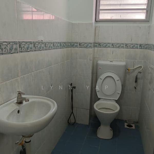 2-storey Terraced House for Rent in Alam Perdana (Puncak Alam) - Lynn Yap - Bathroom - PropertyGuru.com.my