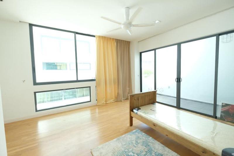 Semi-Detached House for Sale in Bandar Sri Damansara (Selangor) - Aaron Tang - Bedroom - PropertyGuru.com.my