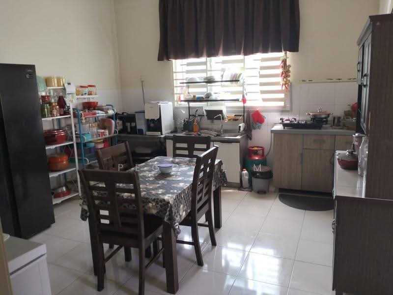 Bungalow House untuk Dijual di Kuala Kurau (Perak) - Peggy Lim - Kitchen - PropertyGuru.com.my
