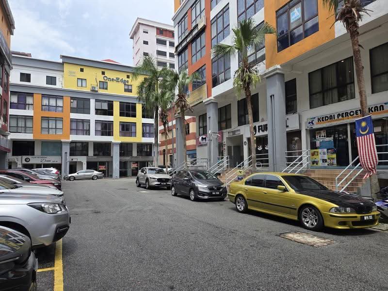Shop / Office for Rent in Ampang Jaya (Ampang) - Kenson Ho - Exterior - PropertyGuru.com.my