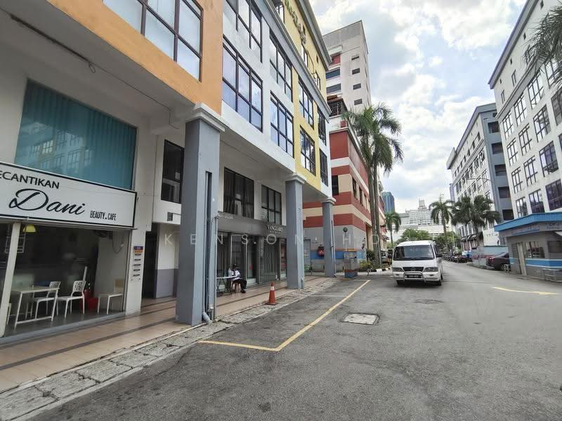 Shop / Office for Rent in Ampang Jaya (Ampang) - Kenson Ho - Exterior - PropertyGuru.com.my