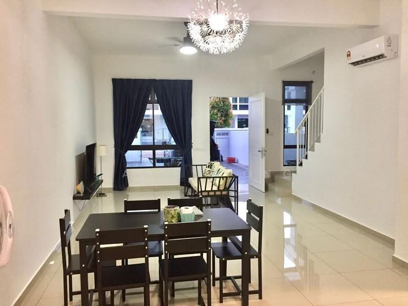 Rumah Teres untuk Dijual di Kota Masai (Pasir Gudang) - Daniel Yong - Living Room - PropertyGuru.com.my