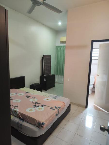 Rumah Teres 2-Tingkat untuk Dijual di Taman Rishah (Ipoh) - Mr Lee - Bedroom - PropertyGuru.com.my