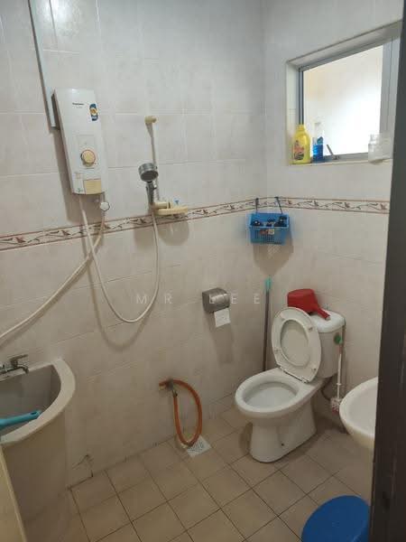 Rumah Teres 2-Tingkat untuk Dijual di Taman Rishah (Ipoh) - Mr Lee - Bathroom - PropertyGuru.com.my