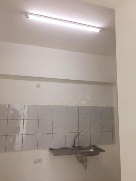 Kondominium untuk Dijual di The Zen - Carson Chuah - Kitchen - PropertyGuru.com.my