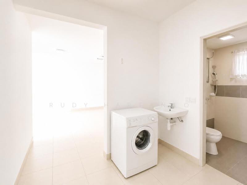 Pangsapuri untuk Dijual di Seri Kasturi Apartments - Rudy Hartanto - Bathroom - PropertyGuru.com.my