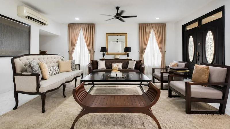 Bungalow House for Sale in Seksyen 8 (Shah Alam) - BILYA ARIFF - Living Room - PropertyGuru.com.my