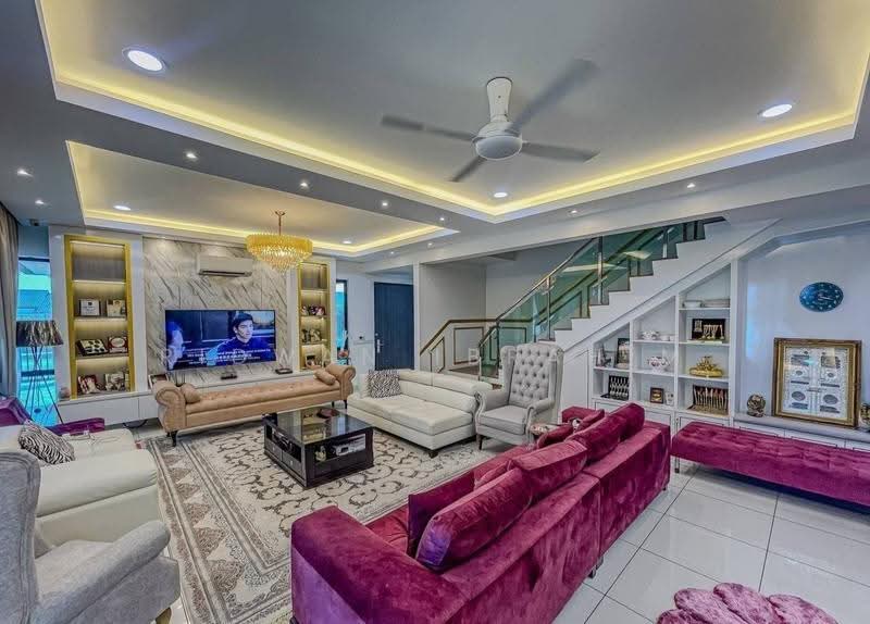 2-storey Terraced House for Sale in Elmina (Shah Alam) - Ridwan Ibrahim - Living Room - PropertyGuru.com.my