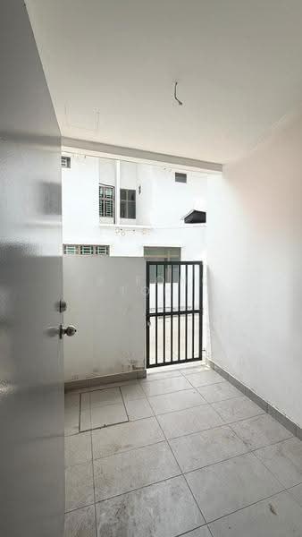 Rumah Teres 2-Tingkat untuk Dijual di Mutiara Rini (Skudai) - Ee Fong Toh - Exterior - PropertyGuru.com.my