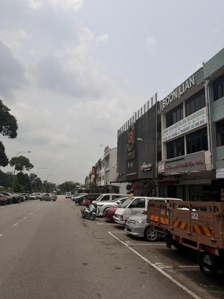 Shop / Office untuk Disewa di Taman Johor Jaya (Johor Bahru) - Kun Chai - Exterior - PropertyGuru.com.my