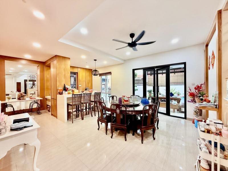 Semi-Detached House for Sale in Taman Perling (Perling) - Janice . - PropertyGuru.com.my