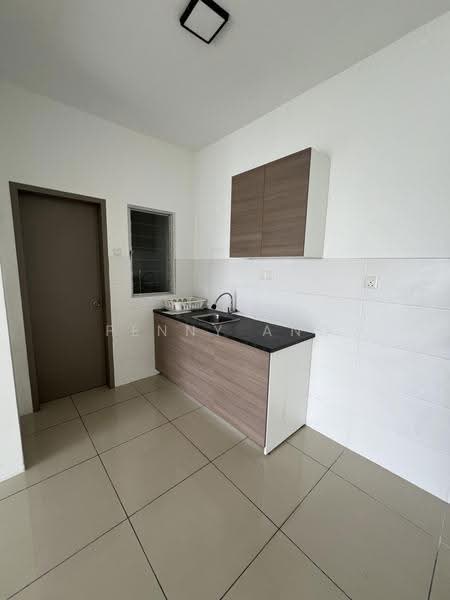 Kondominium untuk Dijual di Platinum Splendor Residence - Penny Ang - Kitchen - PropertyGuru.com.my