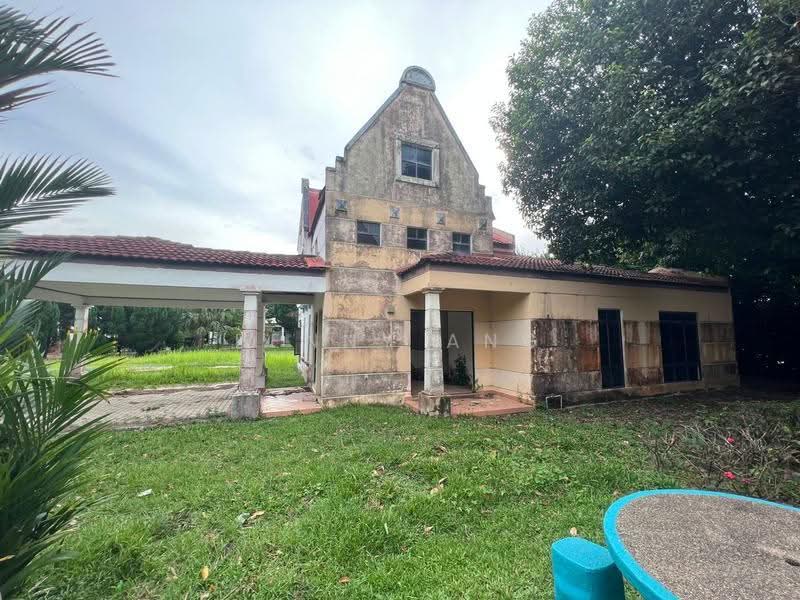 Bungalow House for Sale in Alor Gajah (Melaka) - Penny Ang - Exterior - PropertyGuru.com.my