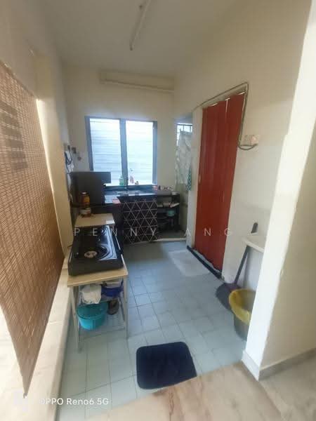 Pangsapuri untuk Dijual di Teratai Mewah Apartment Block 15,17,19,21 - Penny Ang - Kitchen - PropertyGuru.com.my