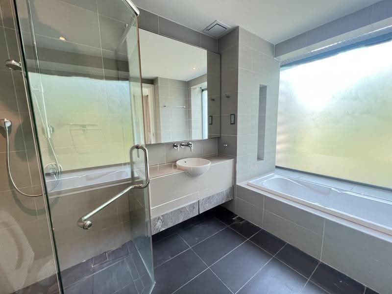 Vila Berkembar untuk Dijual di Bukit Kiara (Kuala Lumpur) - Heidi Lim - Bathroom - PropertyGuru.com.my