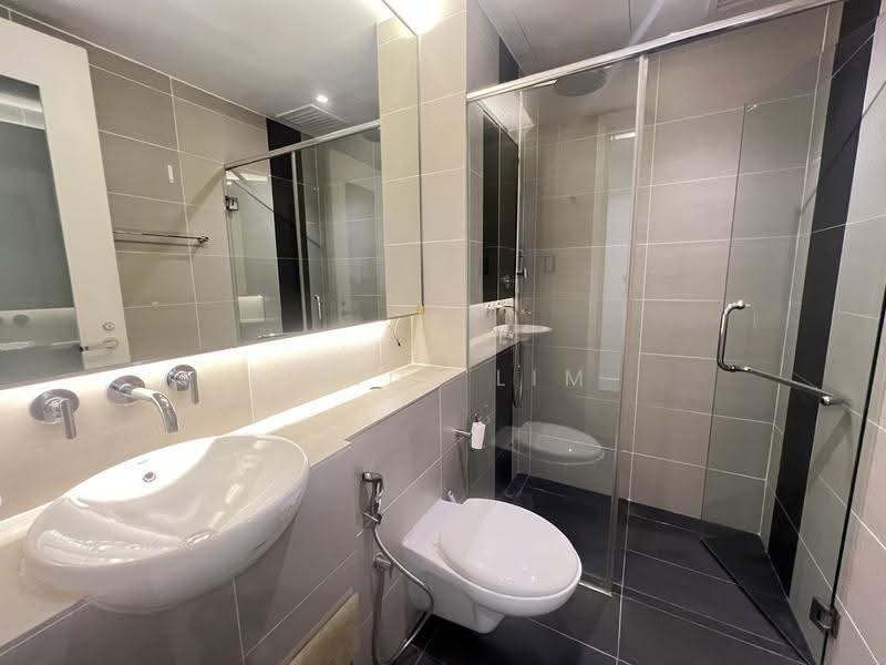 Vila Berkembar untuk Dijual di Bukit Kiara (Kuala Lumpur) - Heidi Lim - Bathroom - PropertyGuru.com.my