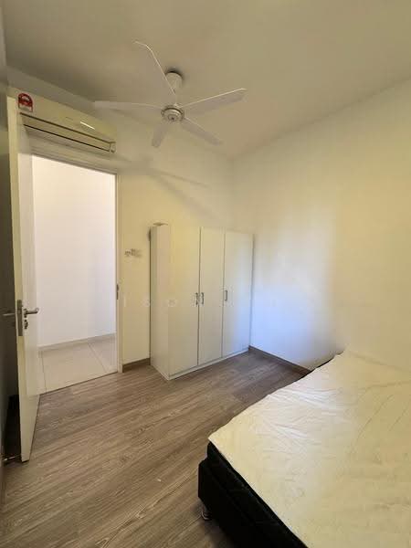 Kondominium untuk Disewa di Scenaria @ North Kiara Hills - Alison Chiu - Bedroom - PropertyGuru.com.my