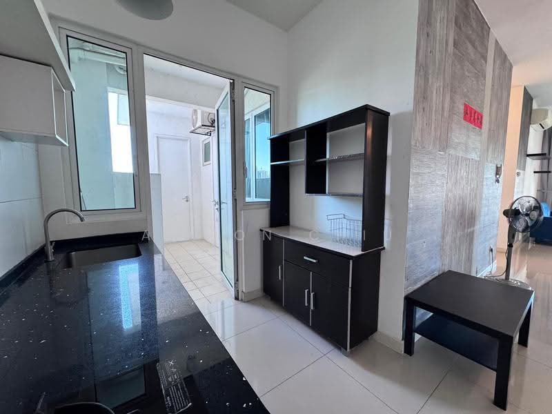 Kondominium untuk Disewa di Scenaria @ North Kiara Hills - Alison Chiu - Kitchen - PropertyGuru.com.my