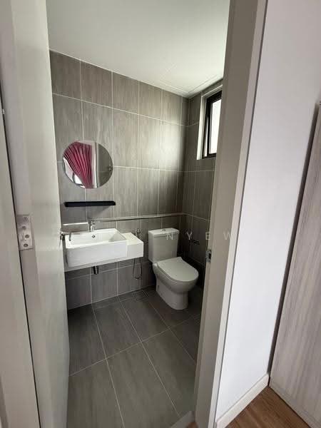 Service Residence for Sale at The Pulse Residence - Kiwi Nyew - Bathroom - PropertyGuru.com.my