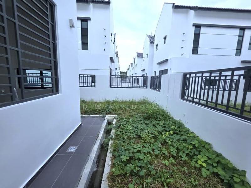 Rumah Berkembar untuk Dijual di Setia Eco Gardens (Gelang Patah) - Edward Oo - Exterior - PropertyGuru.com.my