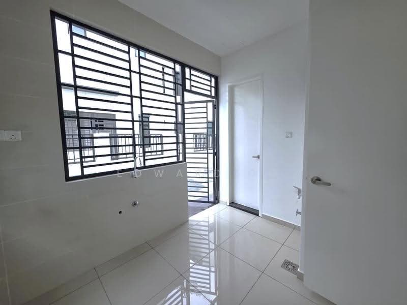 Rumah Berkembar untuk Dijual di Setia Eco Gardens (Gelang Patah) - Edward Oo - Interior - PropertyGuru.com.my