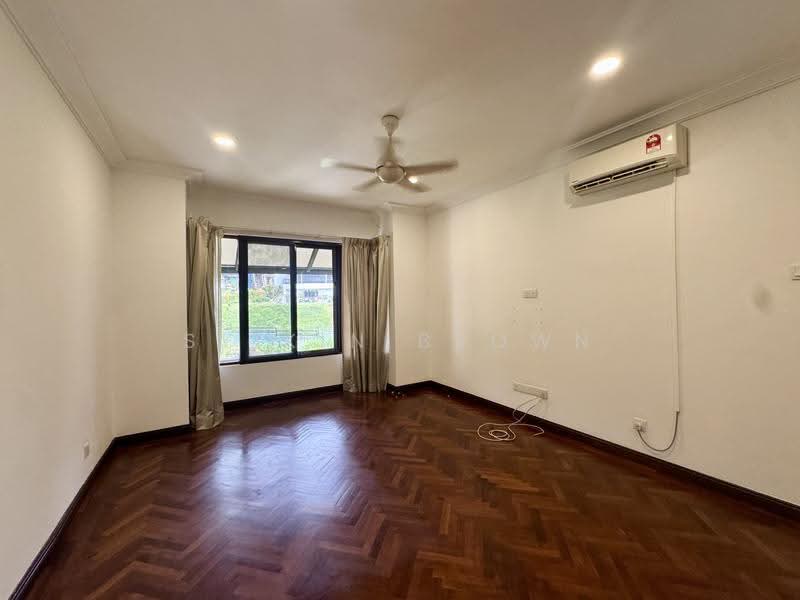 Kondominium untuk Disewa di Seri Duta I - Syikin Brown - Living Room - PropertyGuru.com.my