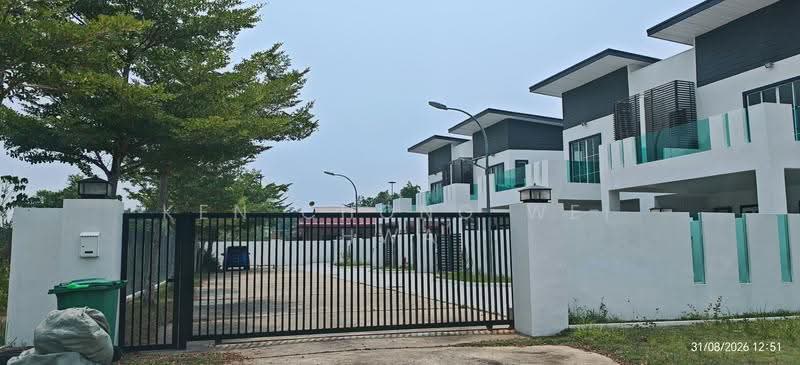 Rumah Berkembar untuk Dijual di Penampang (Sabah) - KEN CHONG WEI HWA - Exterior - PropertyGuru.com.my