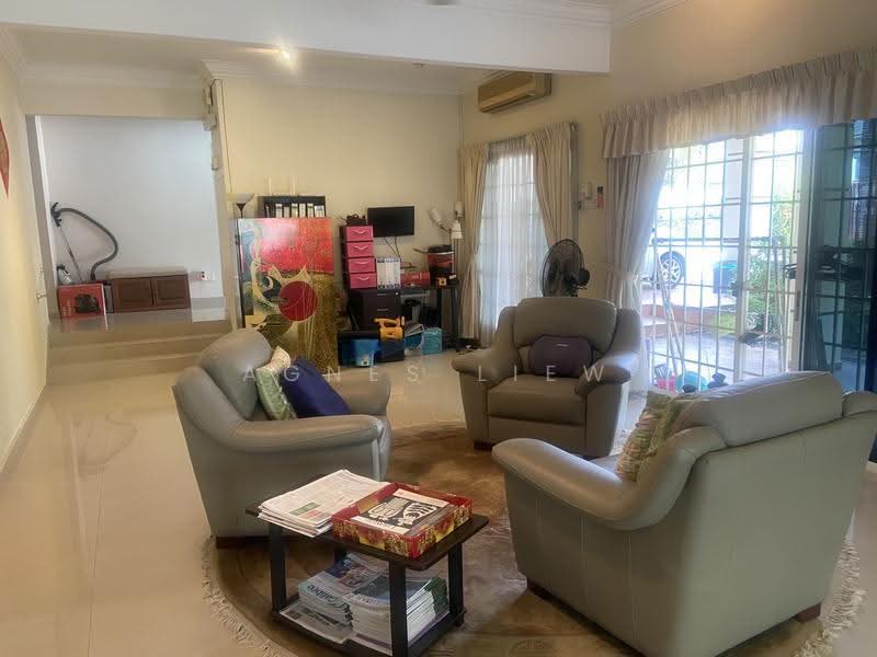 Bungalow House for Sale in Taman Bukit Pantai (Bangsar) - Agnes Liew - Living Room - PropertyGuru.com.my